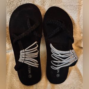 Black sandals with white accents straps-Size-8